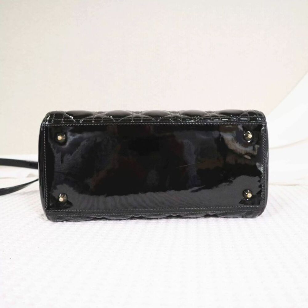 Dior Women Pre-Loved Bag Very Good Condition - Picture 4 of 9